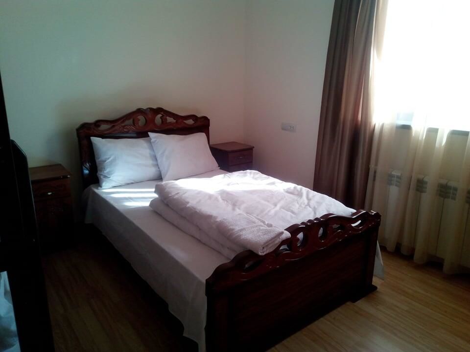 Отели типа «постель и завтрак» J&S Hotel Ванадзор